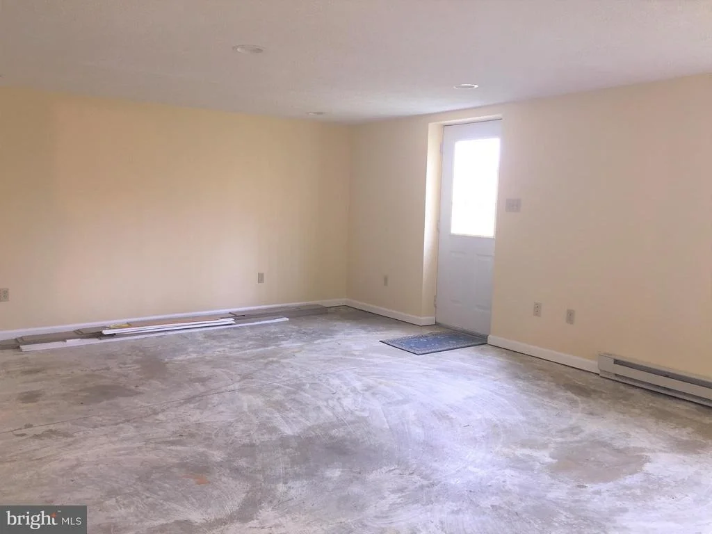 Photo of 8966 HAWBOTTOM ROAD