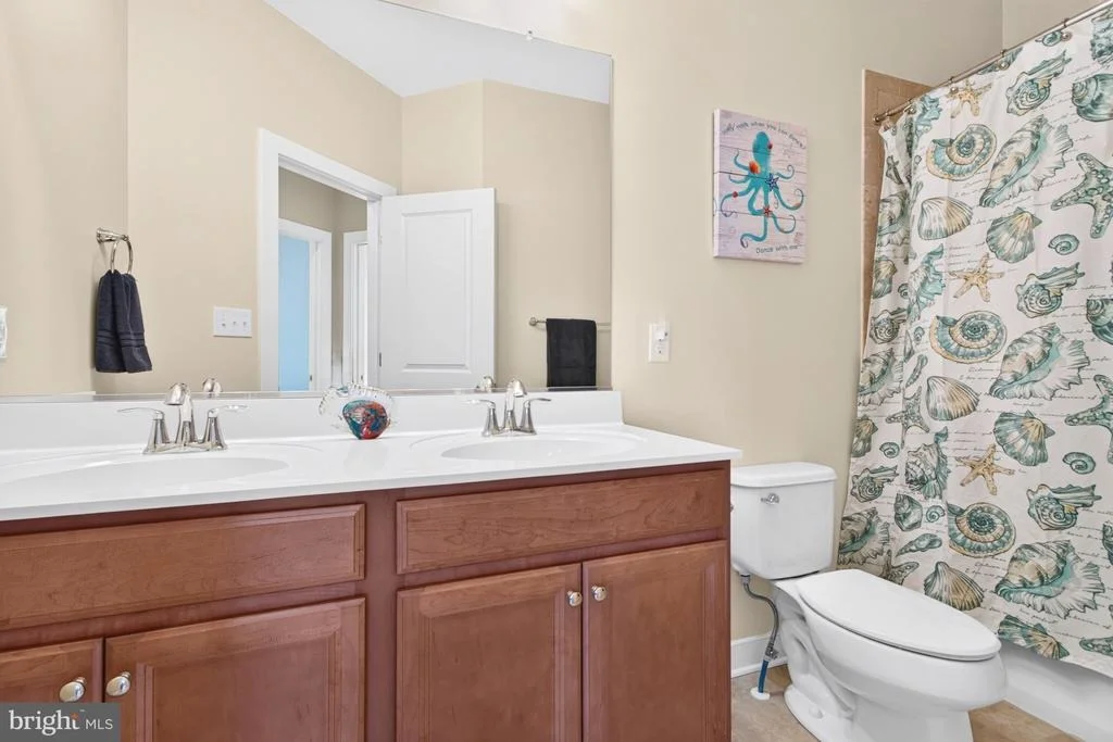 Photo of Unit D2 at 29104 STRIPER HARBOR