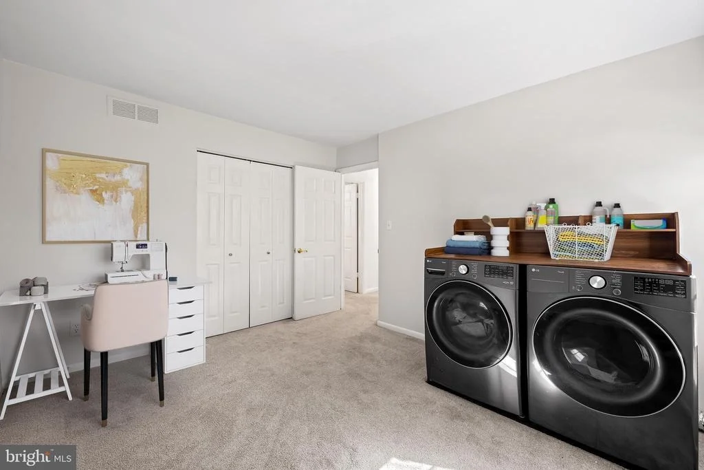 Photo of 6 THURKILL COURT