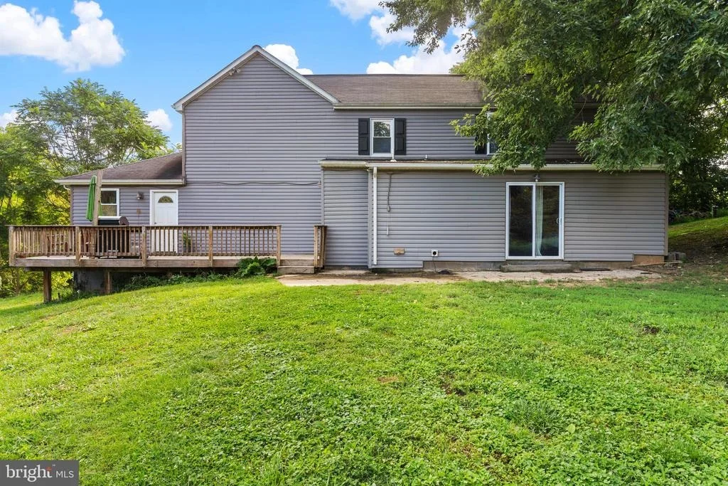 Photo of 4920 ED MCCLAIN ROAD