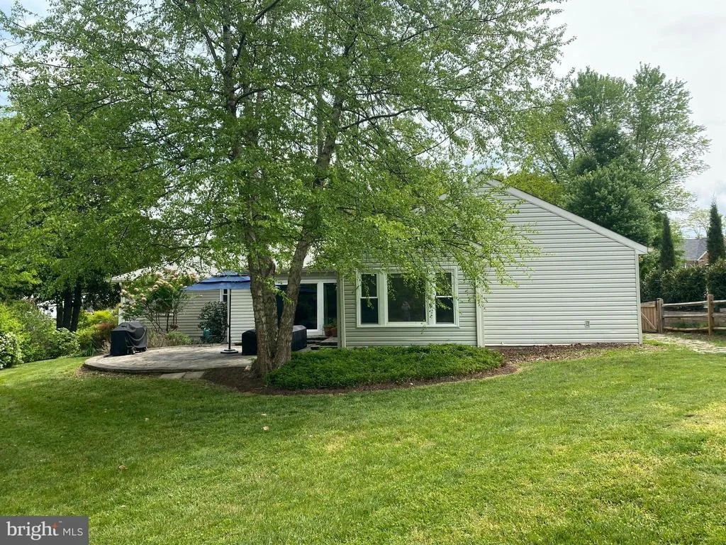 Photo of 3911 ESTEL ROAD