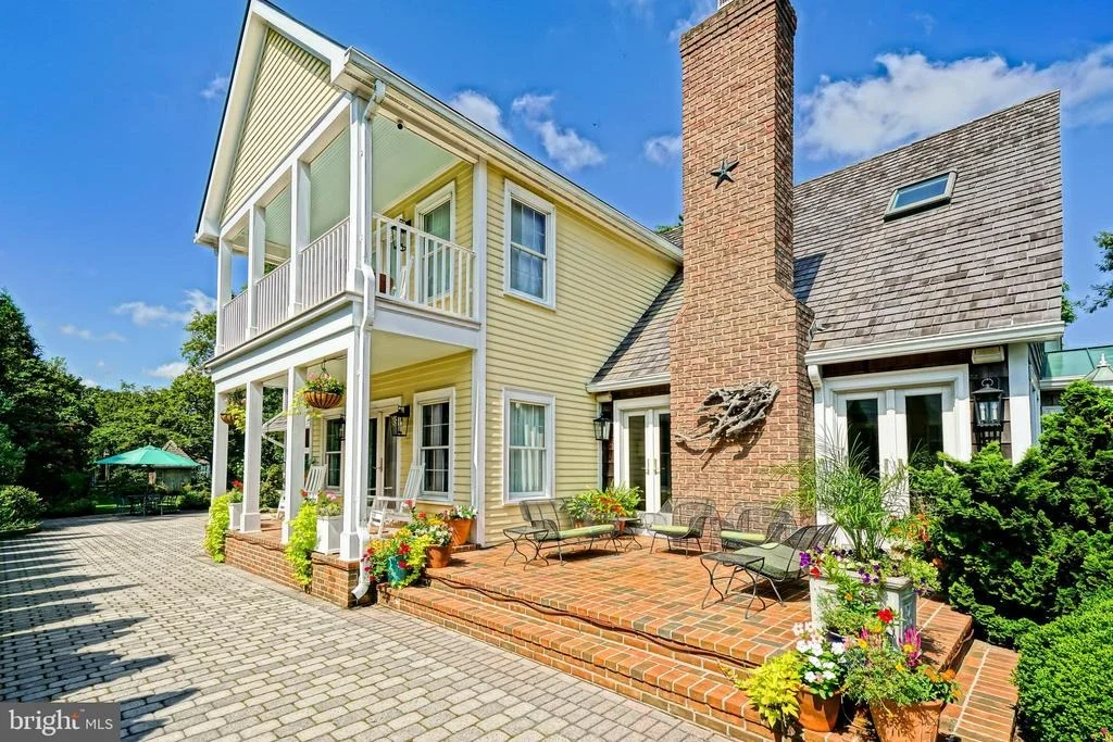 Photo of 558 PILOTTOWN ROAD