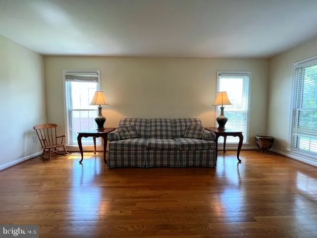 Photo of 212 FARMGATE LANE