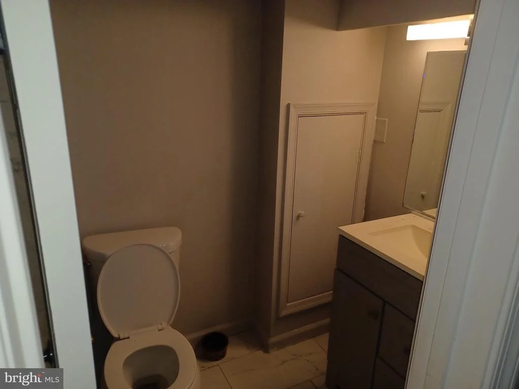 Photo of 9723 BRADDOCK ROAD