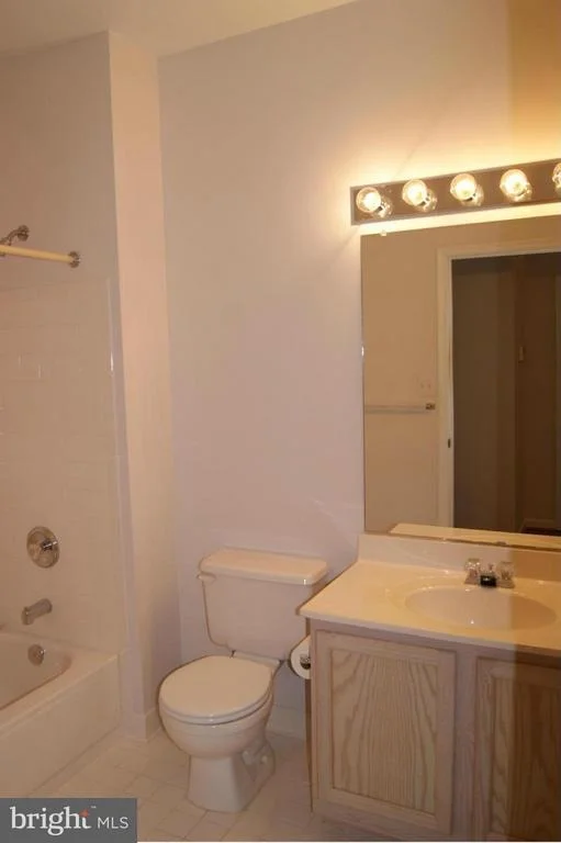 Photo of Unit 165 at 1305 WINDLEAF DRIVE