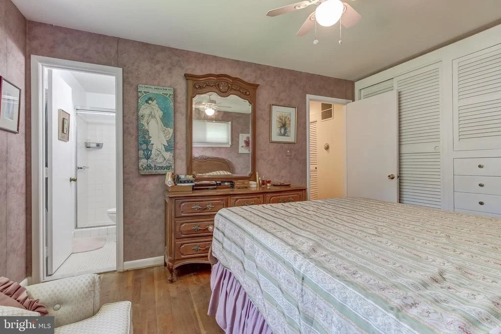 Photo of 703 HILLSBORO DRIVE