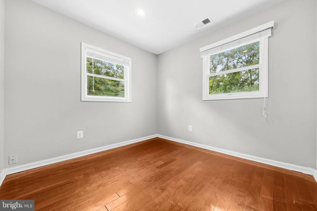 Photo of 8200 LEGION DRIVE