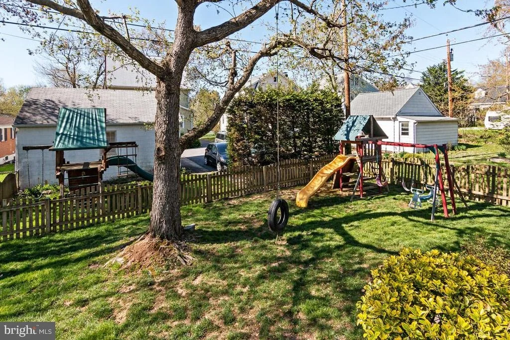Photo of 1310 BROOK ROAD