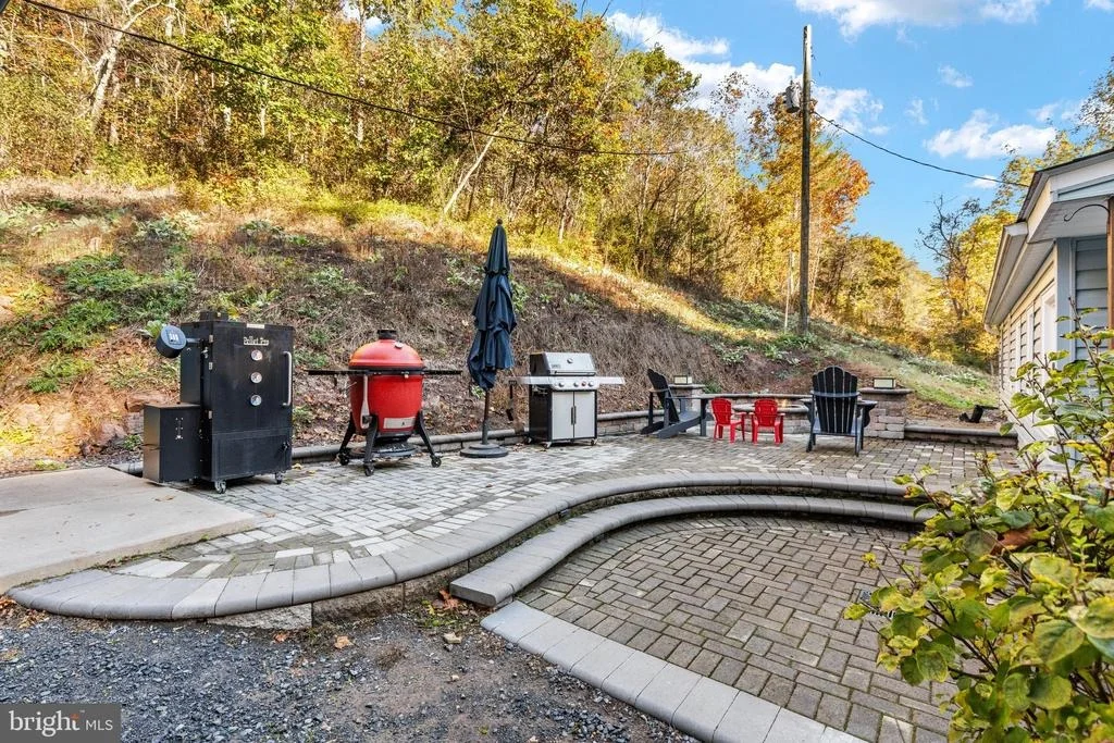Photo of 322 HOLLOW ROAD