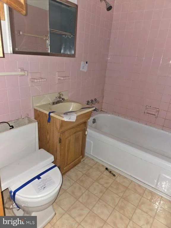 Photo of 2034 CHERRY COURT