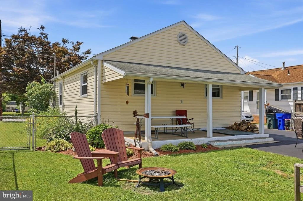Photo of 316 REDWOOD AVE