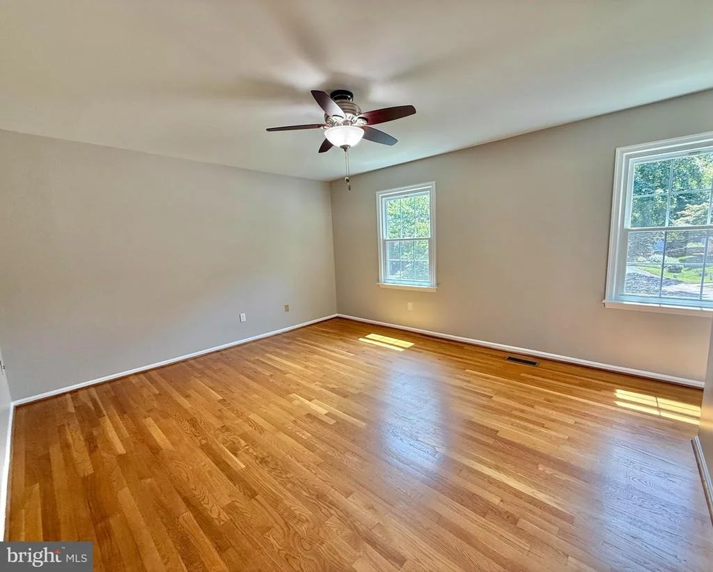Photo of 9714 CHURCH WAY