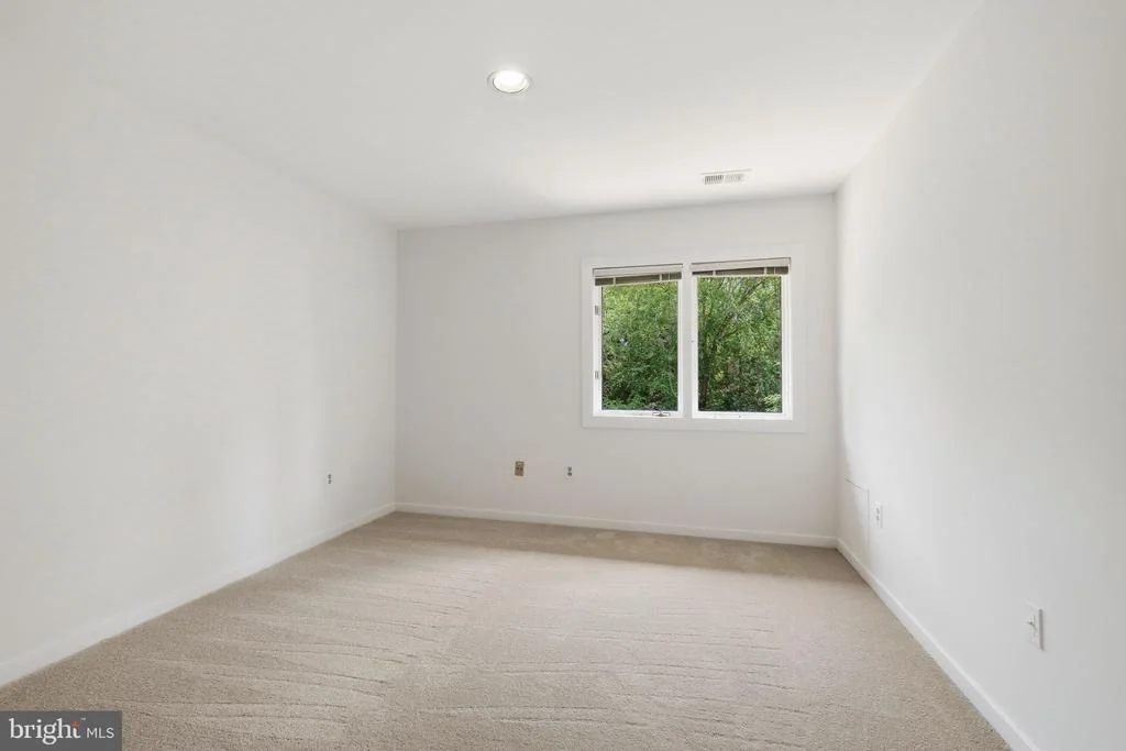 Photo of 11505 LE HAVRE DRIVE
