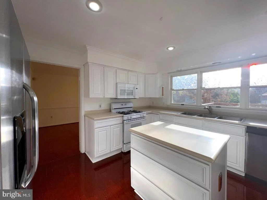 Photo of 1408 GOLF COURSE DRIVE