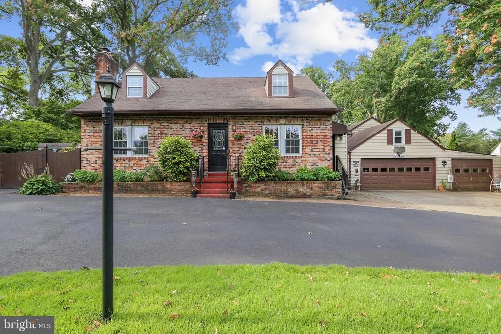 Photo of 144 BONIFANT ROAD