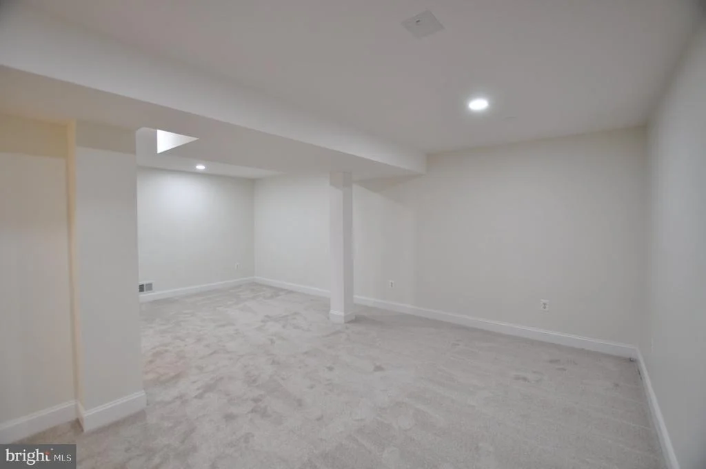 Photo of 7421 BRENISH DRIVE