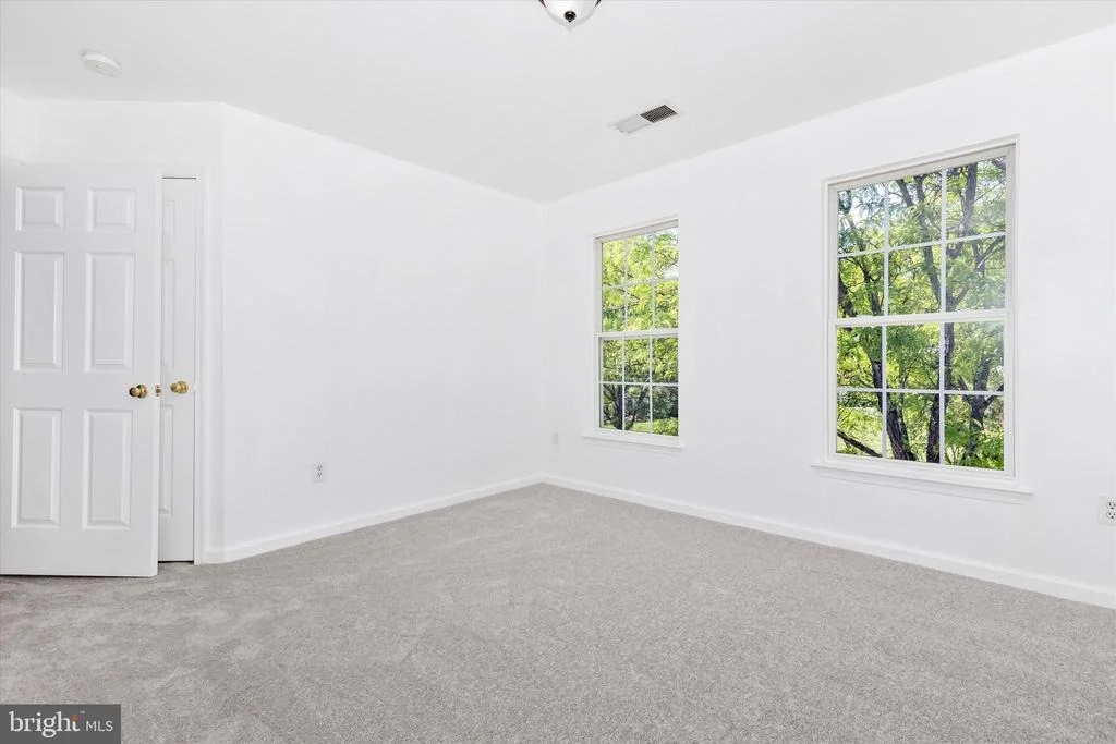 Photo of 19483 RAYFIELD DRIVE