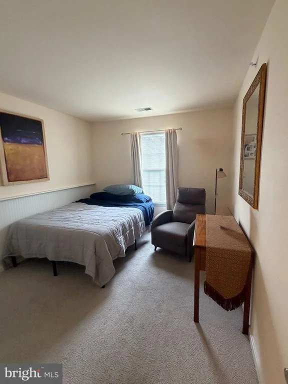 Photo of Unit 3D at 3810 NORMANDY DRIVE