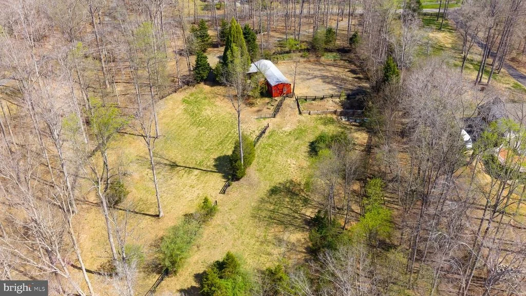 Photo of 8701 SINCLAIR MILL ROAD