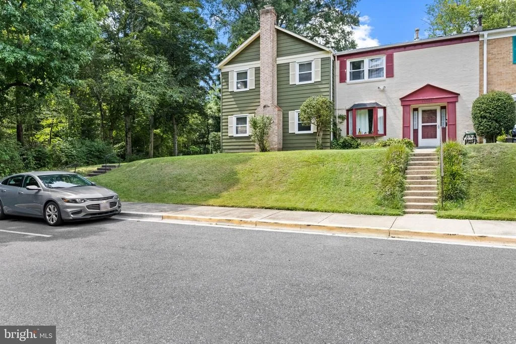 Photo of 12000 DOVE CIRCLE