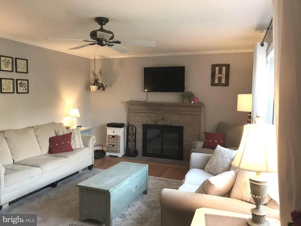 Photo of 105 FAIRVIEW AVENUE