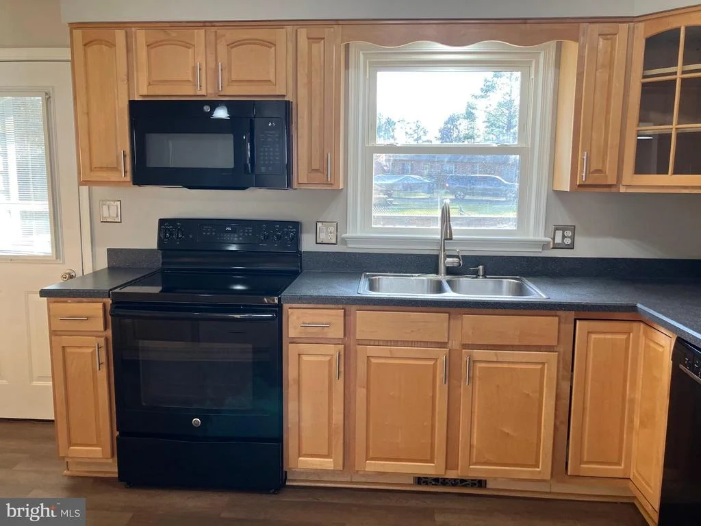 Photo of 114 BUCKINGHAM DRIVE