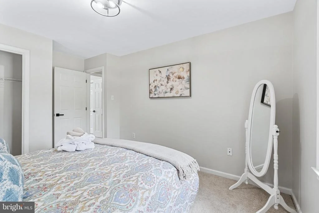 Photo of 1015 CHERYLS COURT