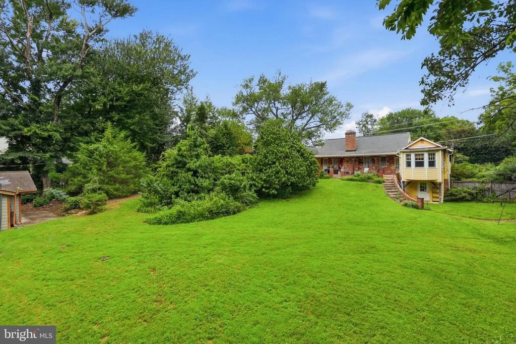 Photo of 1841 KIRBY ROAD
