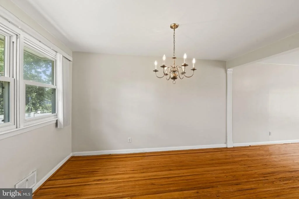 Photo of 440 WILLOW DRIVE