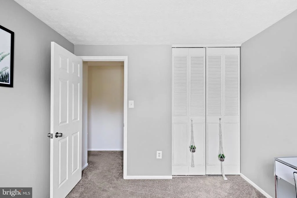 Photo of 6324 SUNHIGH PLACE