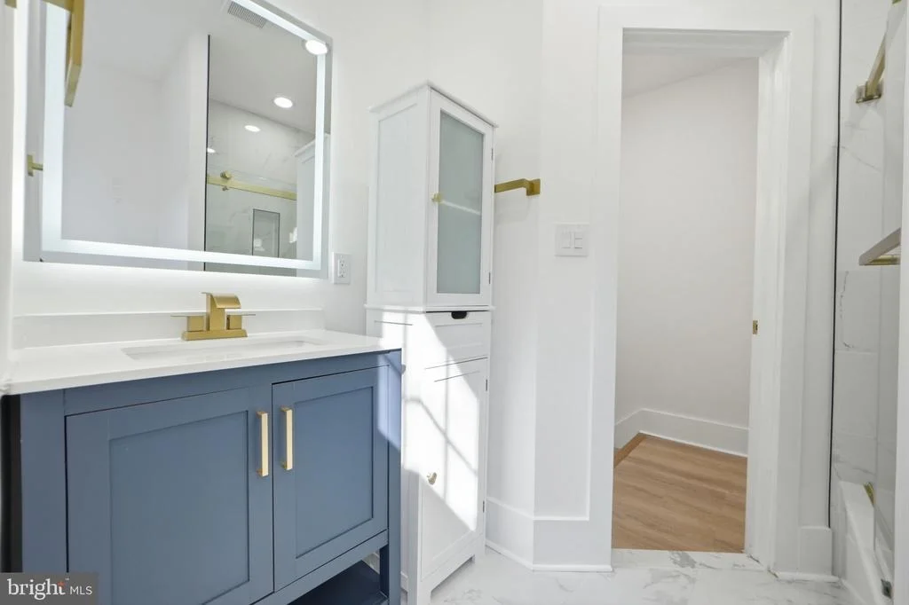 Photo of 325 14TH STREET NE