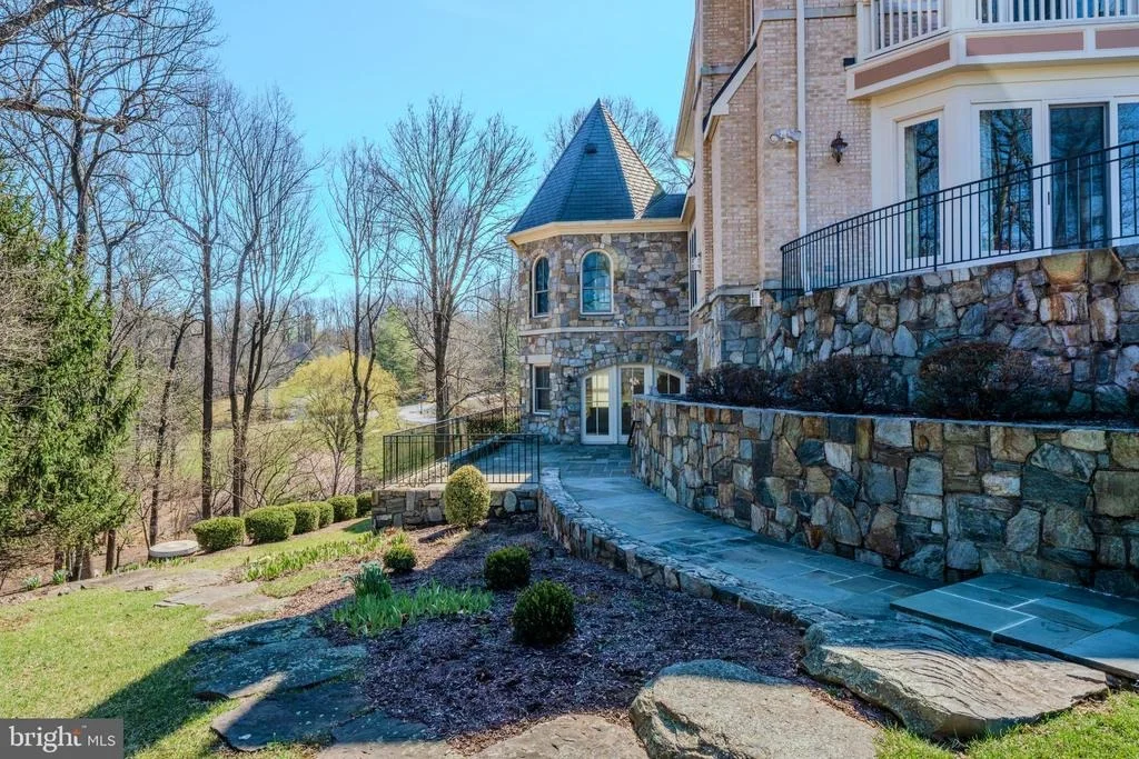 Photo of 40436 BEACON HILL DRIVE