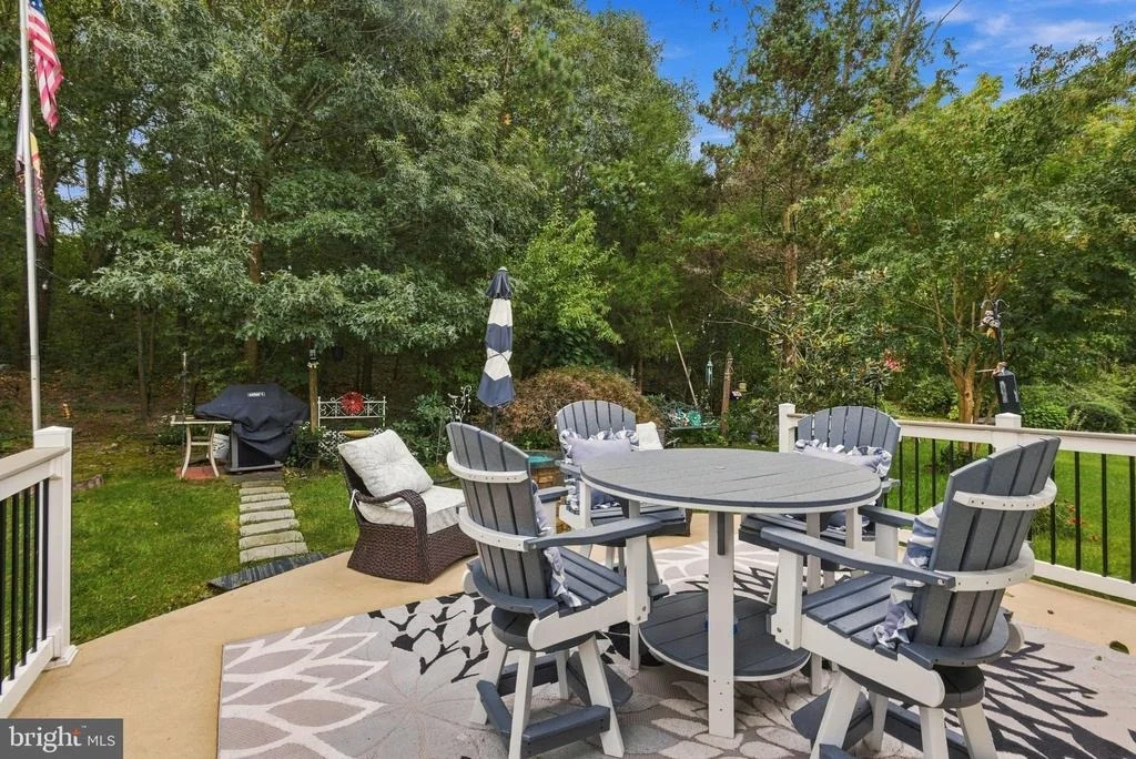 Photo of 18 BUCKINGHAM DRIVE