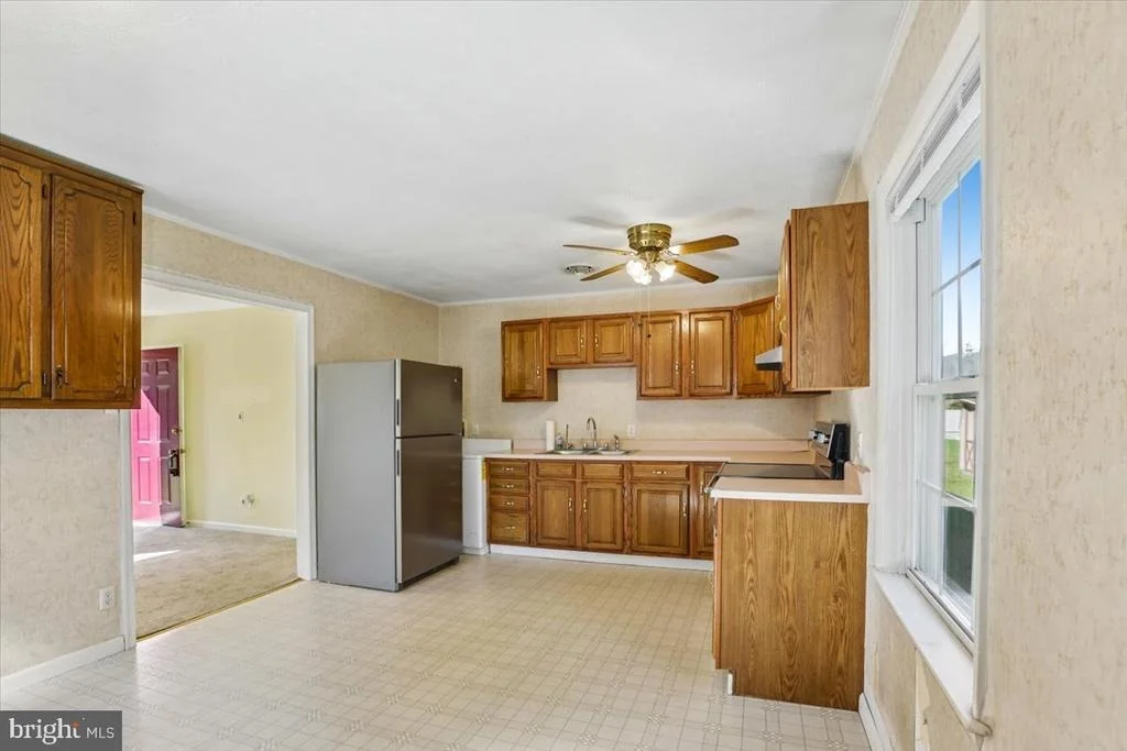 Photo of 103 HONEYSUCKLE DRIVE