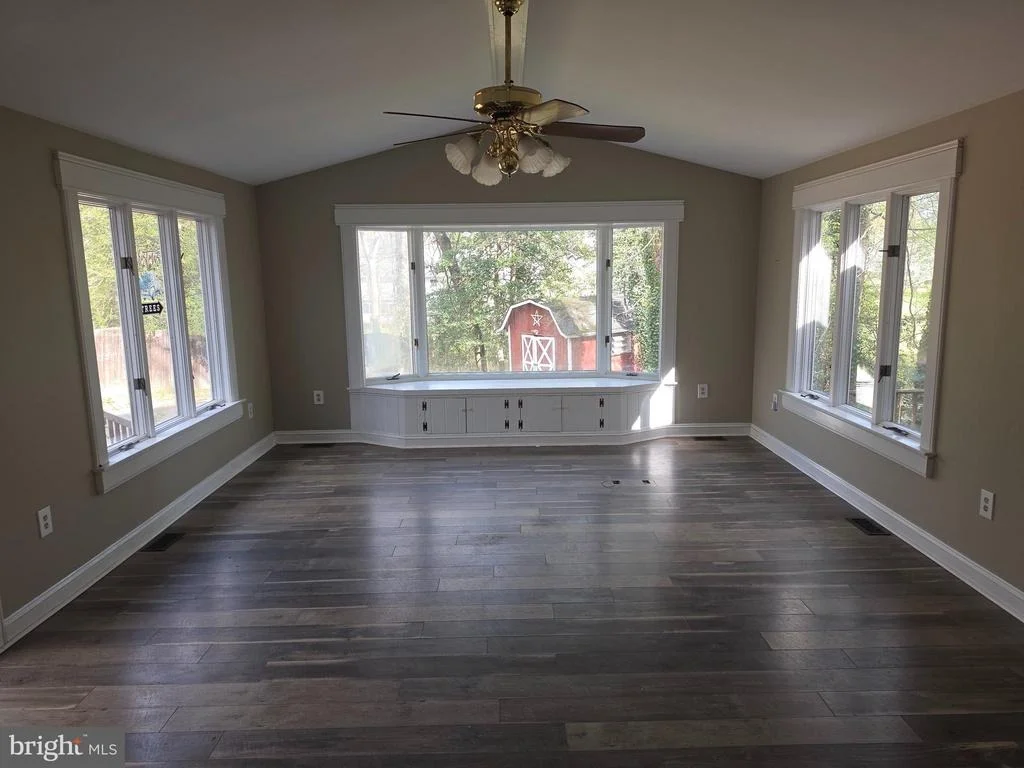 Photo of 11223 COUNTRY ROAD