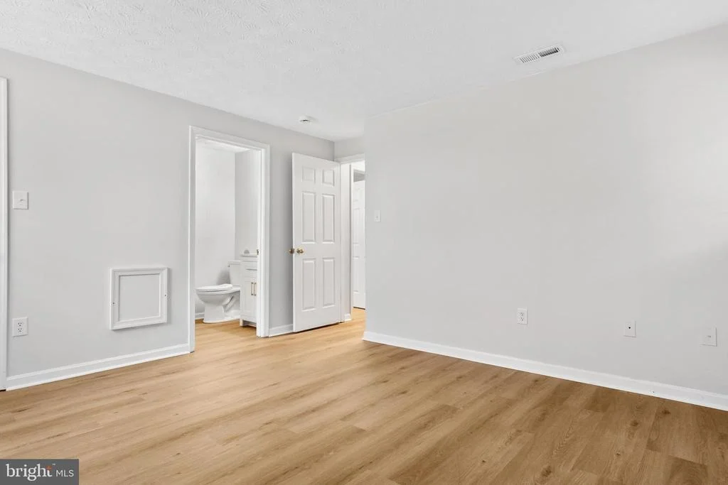 Photo of Unit BC at 2149 WAINWRIGHT COURT
