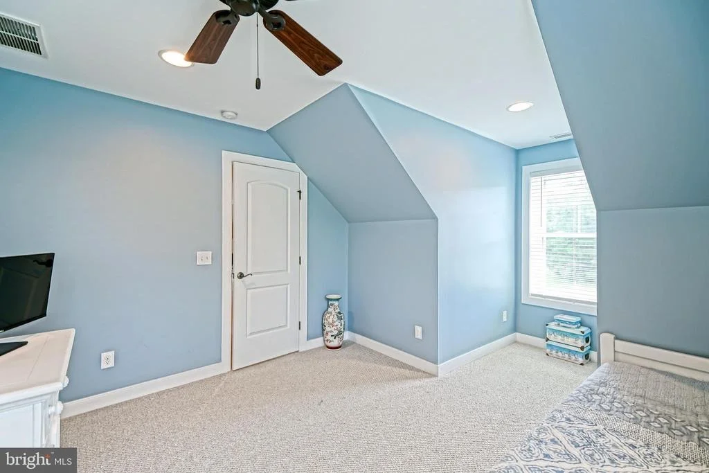 Photo of 35494 RED TAIL ROAD
