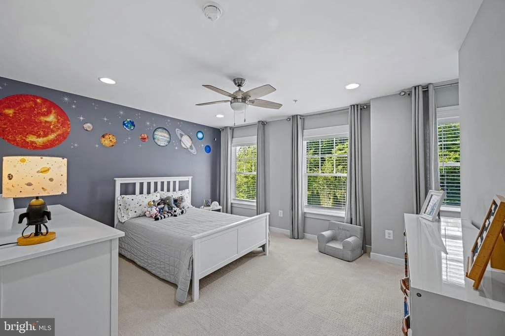 Photo of 2419 MACALLISTER LANE