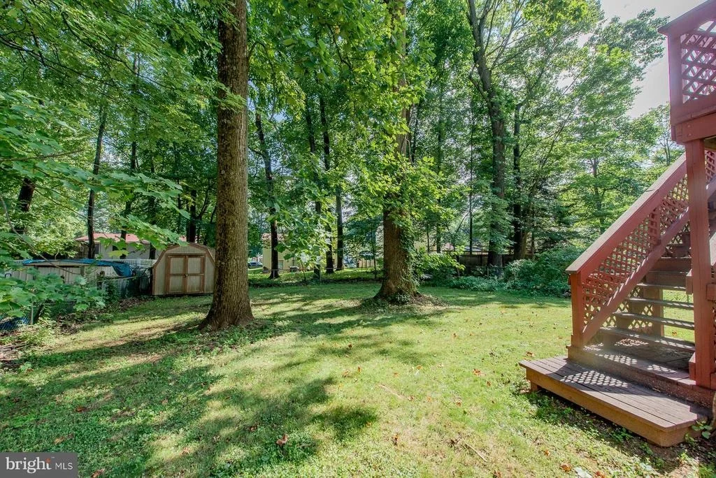 Photo of 9711 WINANDS ROAD