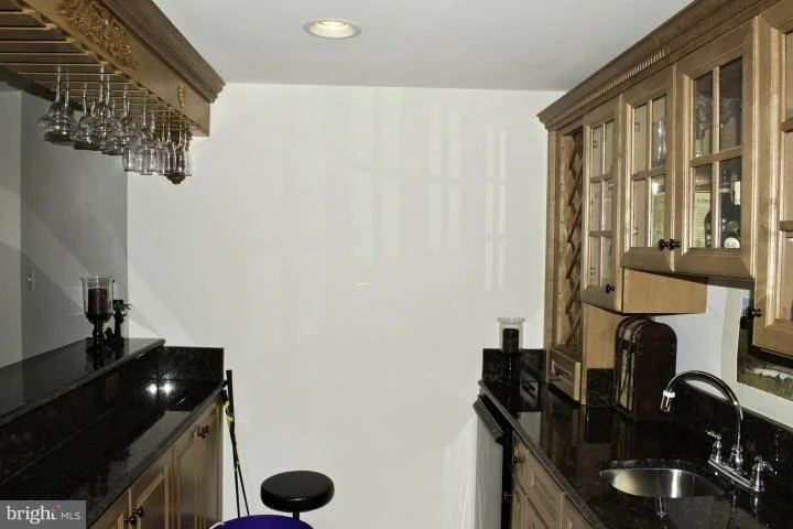 Photo of 43929 RIVERPOINT DRIVE