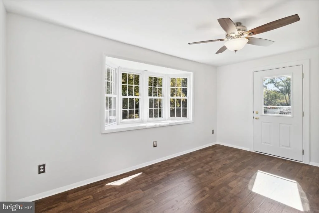 Photo of 638 LONGVIEW DRIVE