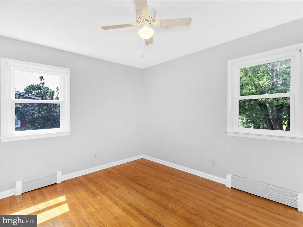 Photo of 22128 PIKESIDE DRIVE