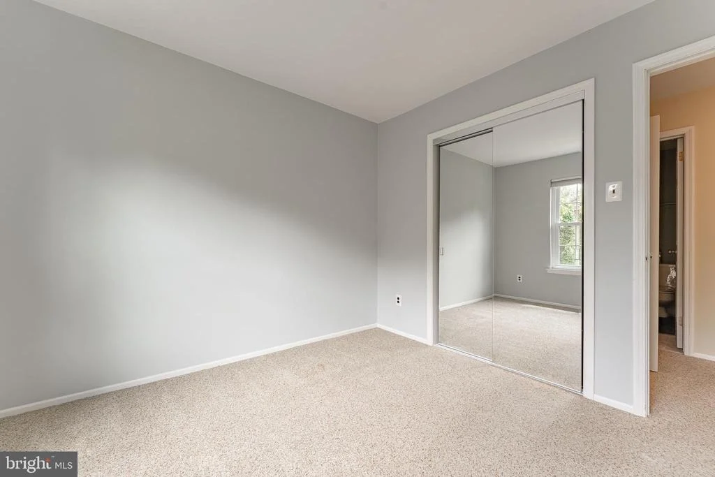 Photo of 11 CHATEAU CIRCLE