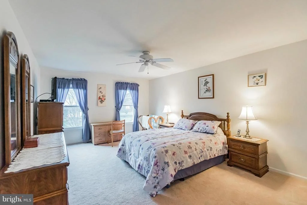 Photo of 17412 EVANGELINE LANE