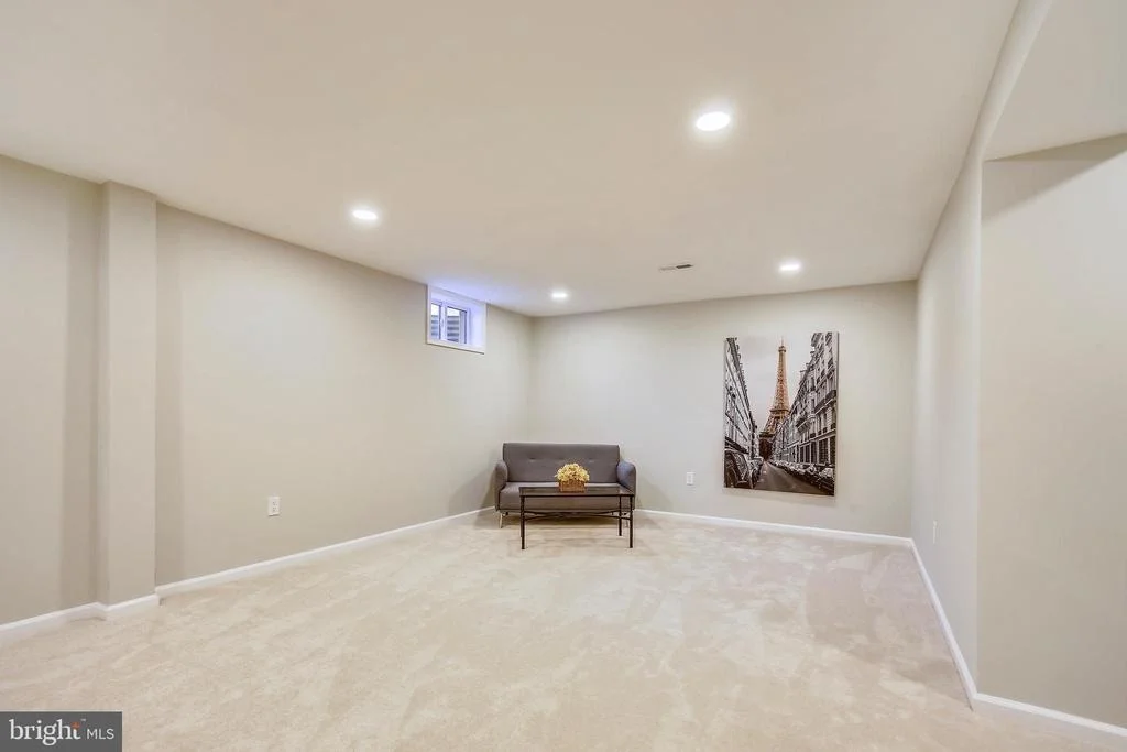 Photo of 1508 LAUREL HILL ROAD