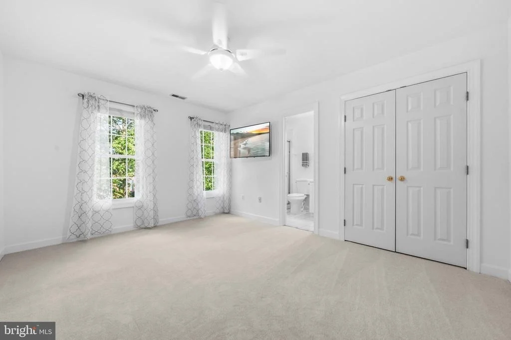Photo of 21527 FOX FIELD CIRCLE