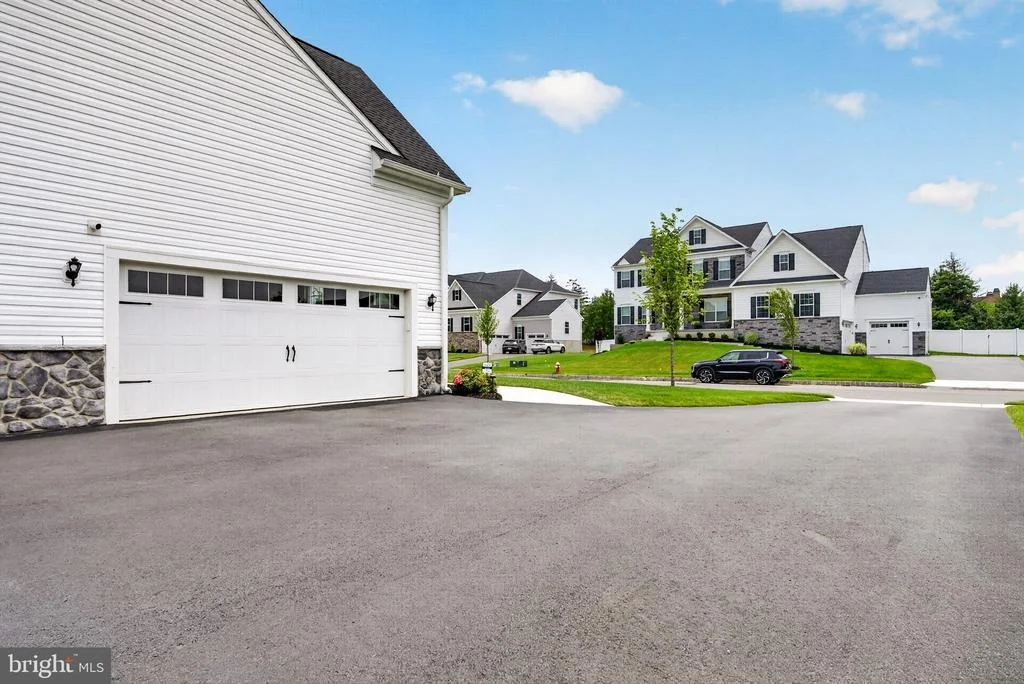 Photo of 4 CHARLOTTE COURT