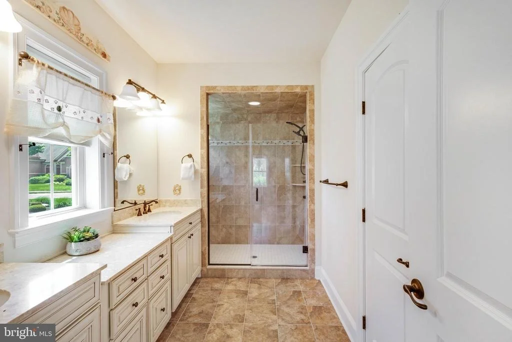 Photo of 30578 SILVERTON ROAD