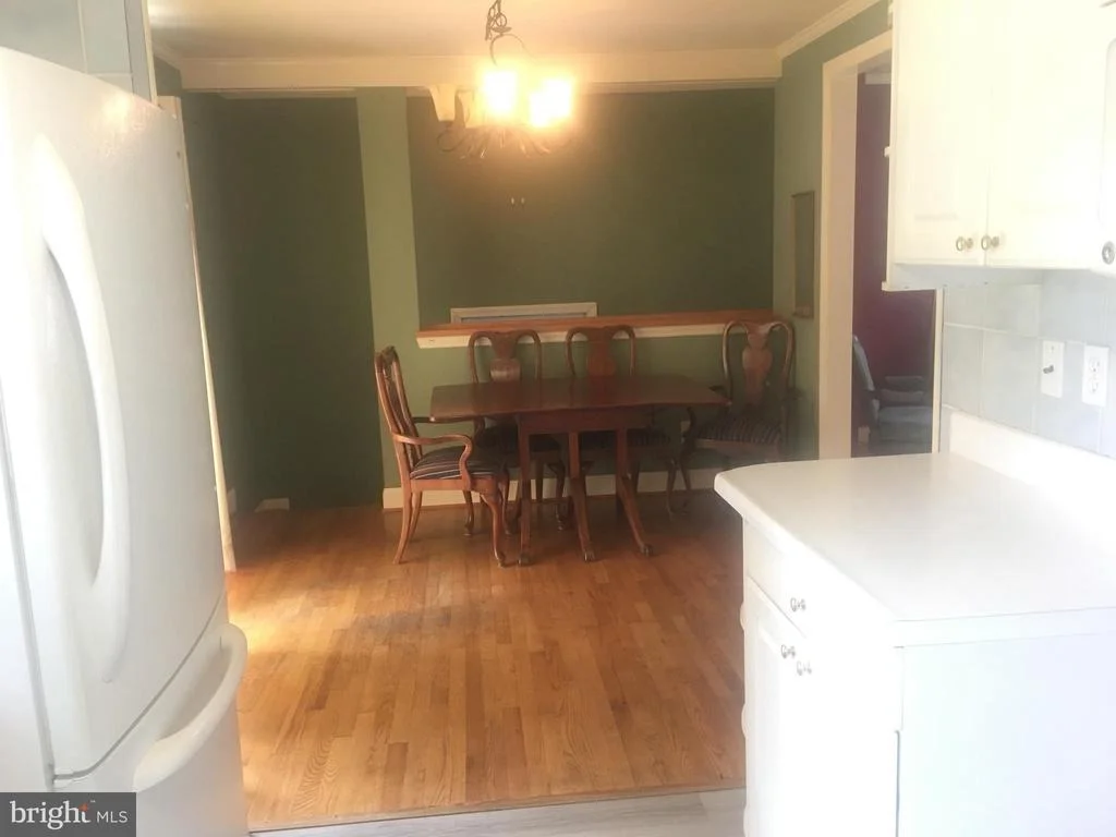 Photo of 3302 MOLINE ROAD
