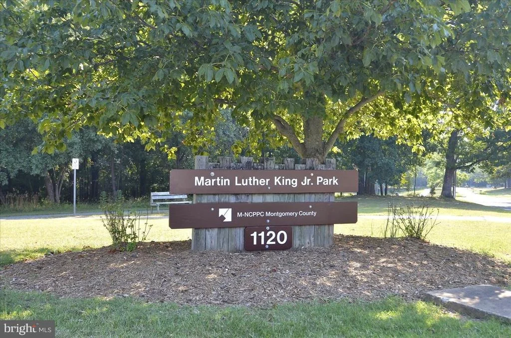 Photo of 1405 MULLINS STREET